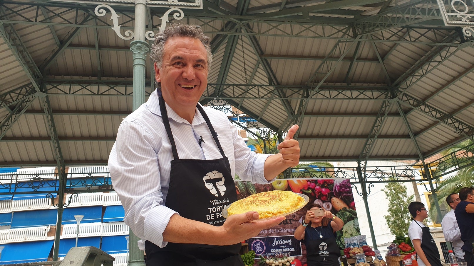La Feria de la Tortilla atrajo a mayores y pequeños para degustar este manjar. 