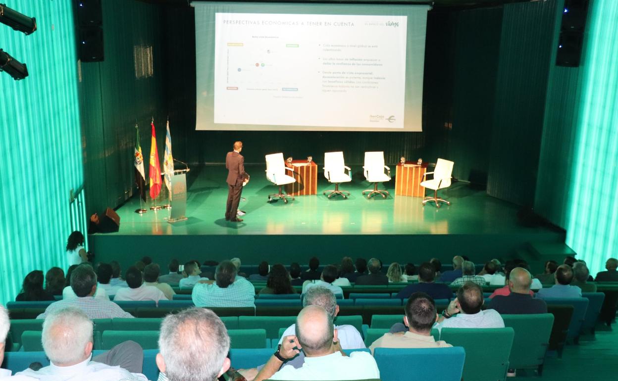 Asistentes a la jornada celebrada en el Palacio de Congresos. 