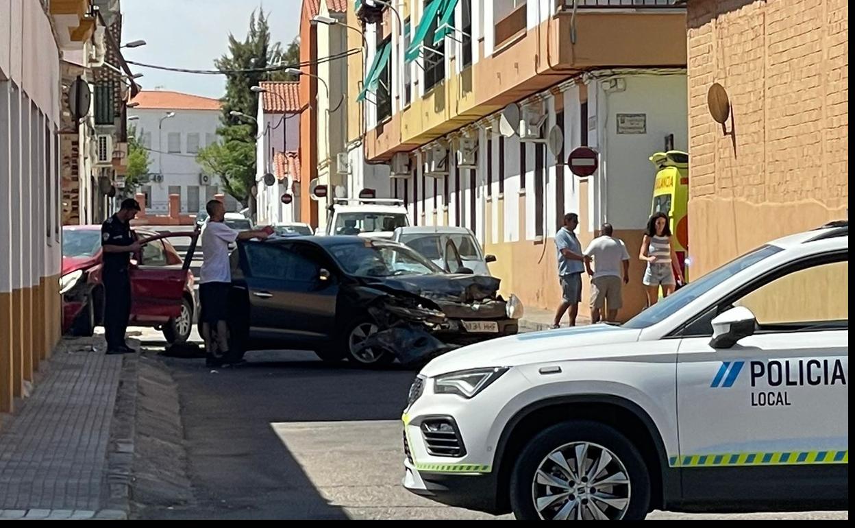 Colisión de dos vehículos en Villanueva de la Serena. 