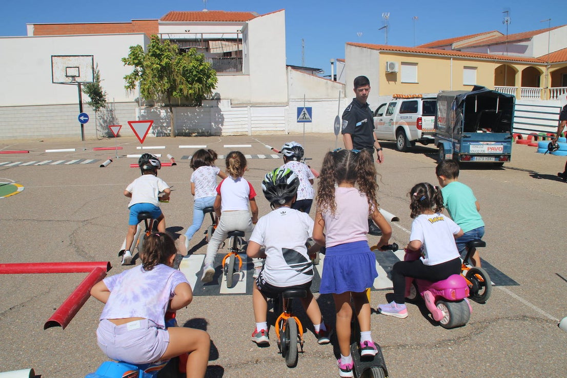 Los más pequeños aprenden a moverse por la ciudad de una forma segura y sostenible.
