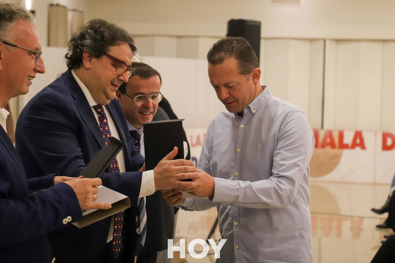 Los protagonistas fueron los donantes de sangre que recibieron distinciones por sus numerosas aportaciones. 
