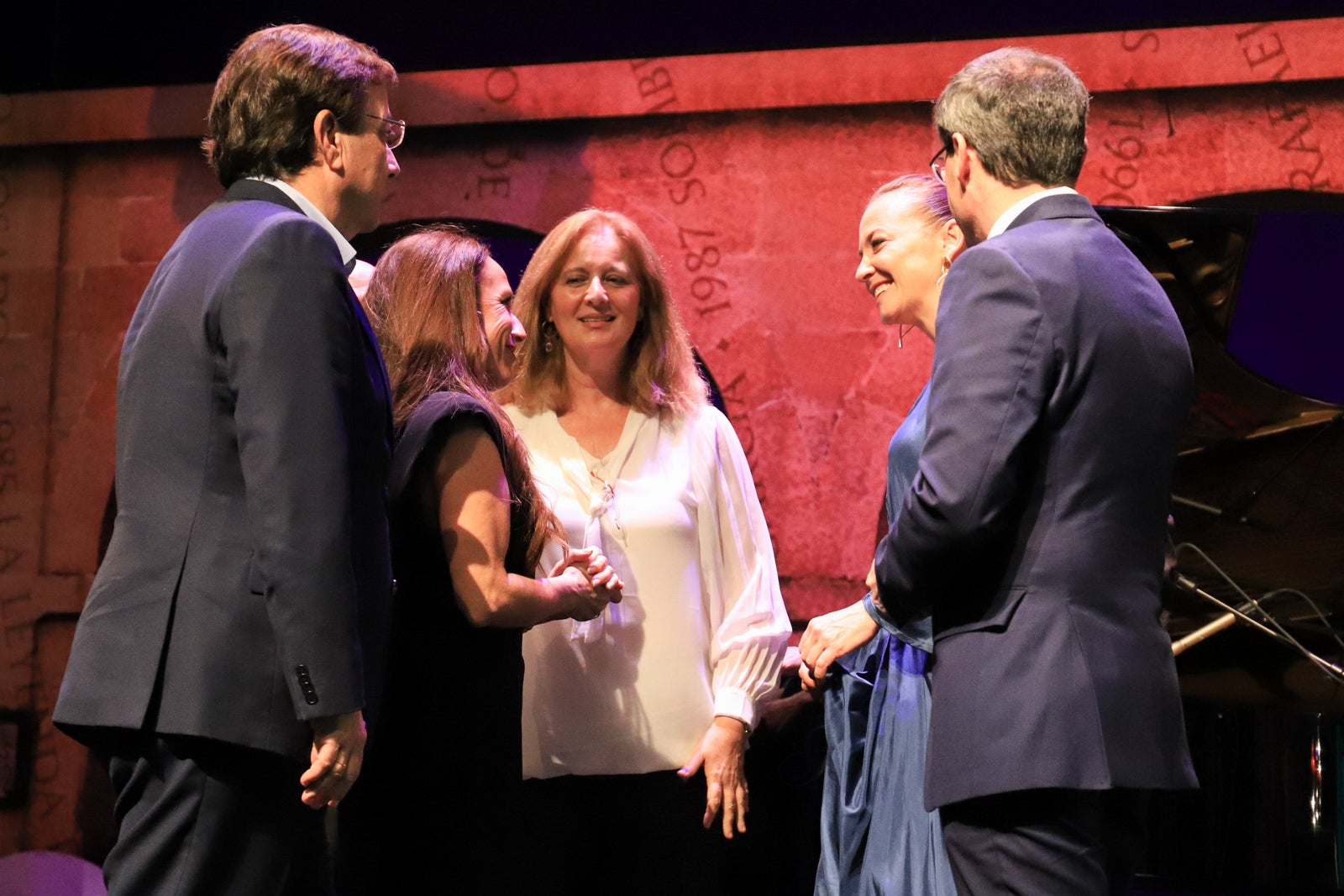 La gala del Felipe Trigo se celebró en el palacio de congresos con Sara Solomando como presentadora y la actuación de Marlango. 