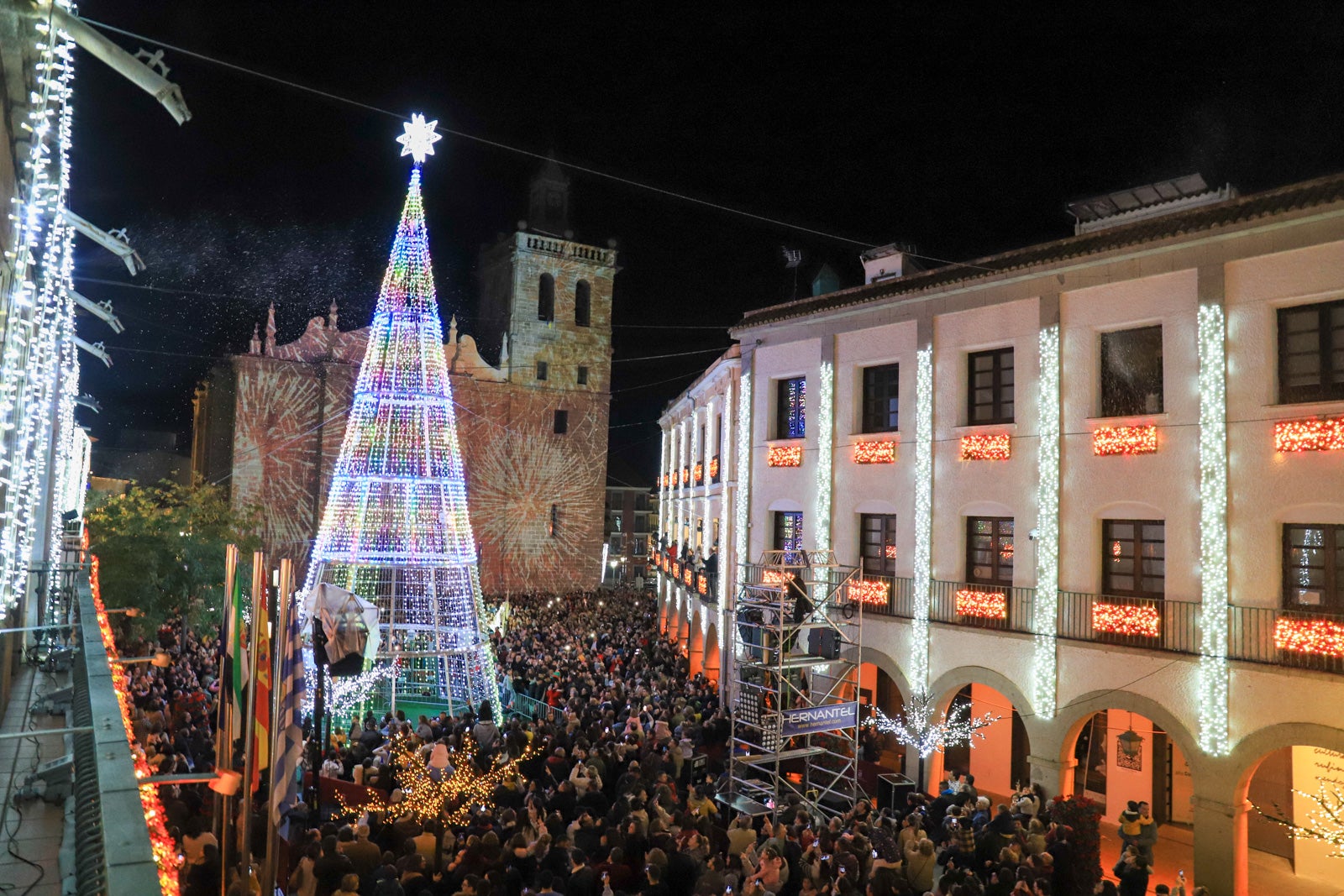 Villanueva de la Serena enciende su Navidad.