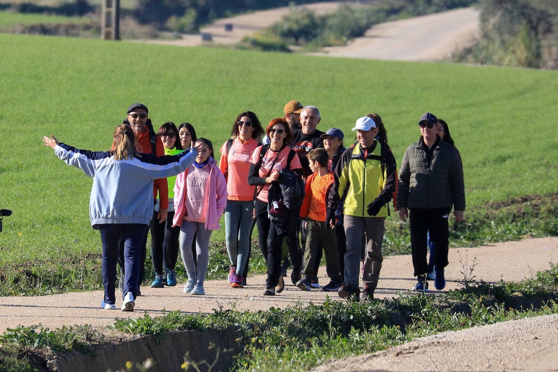 Familiares, amigos y allegados quisieron acompañar a Manuel Calderón en su regreso a Villanueva. 