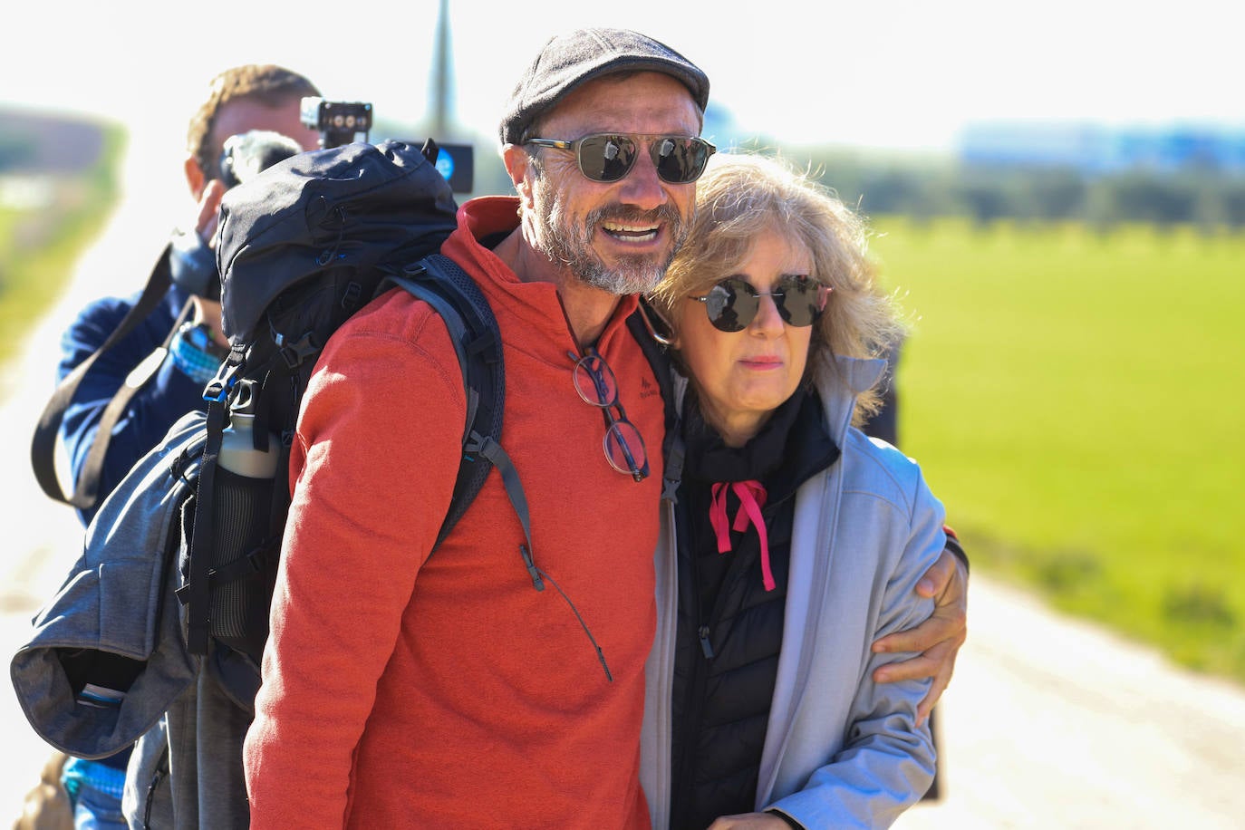 Familiares, amigos y allegados quisieron acompañar a Manuel Calderón en su regreso a Villanueva. 