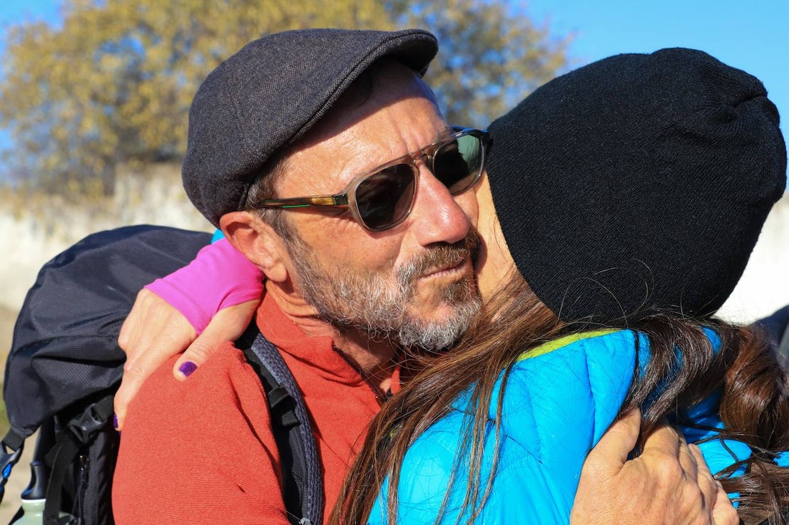 Familiares, amigos y allegados quisieron acompañar a Manuel Calderón en su regreso a Villanueva. 
