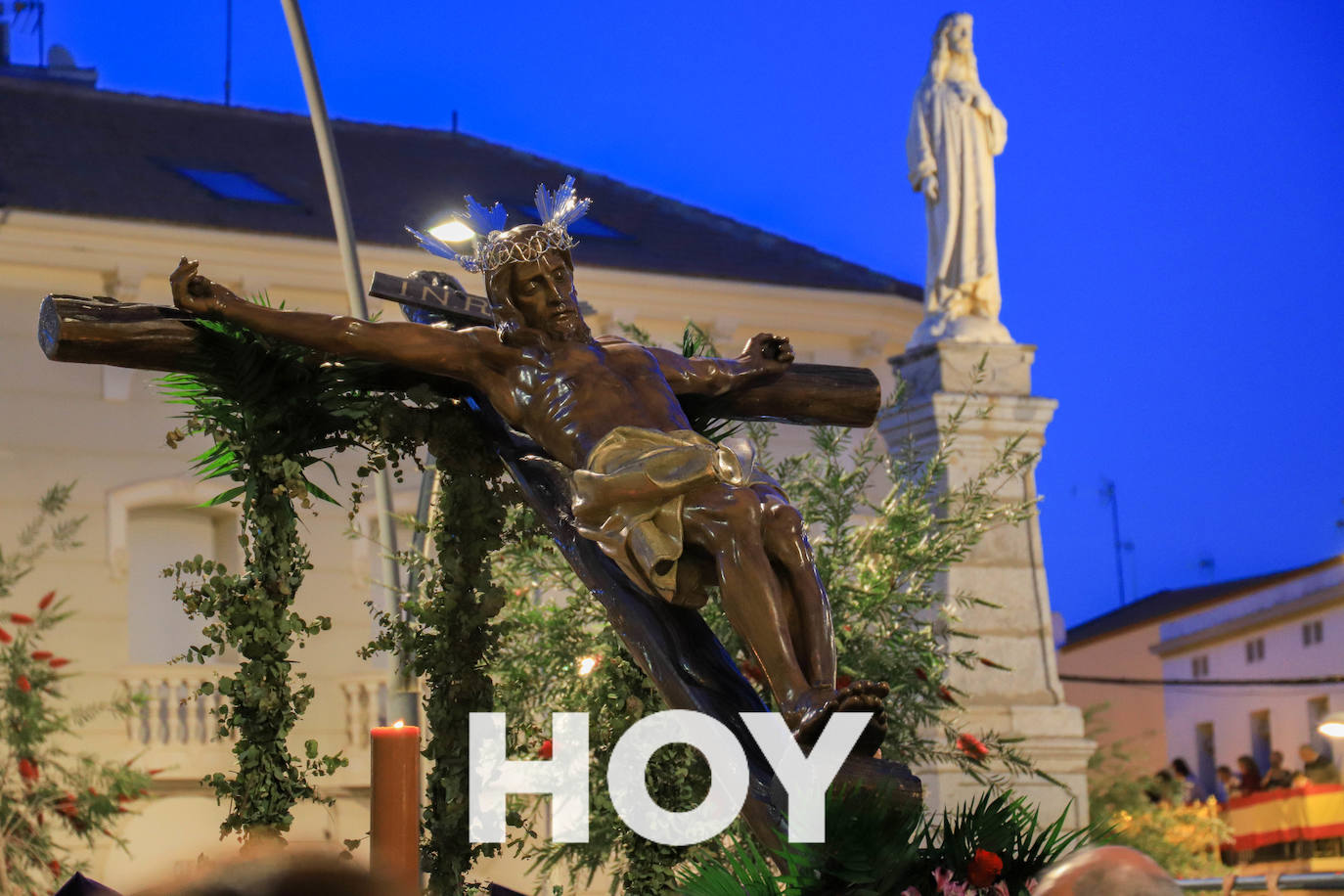 Villanueva arropa las procesiones de Semana Santa