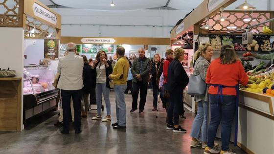 El Consistorio destina 53.000 euros a la limpieza del mercado de abastos
