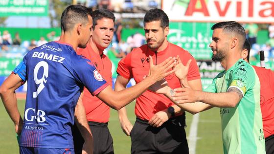 Gus analiza el partido contra la Gimnástica Segoviana
