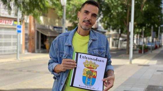 El lápiz de Fernando Sembrador reinventa los escudos de los casi 400 pueblos extremeños
