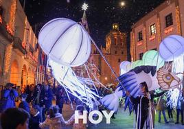 La plaza de España ha vuelto a ser el epicentro festivo para niños y mayores