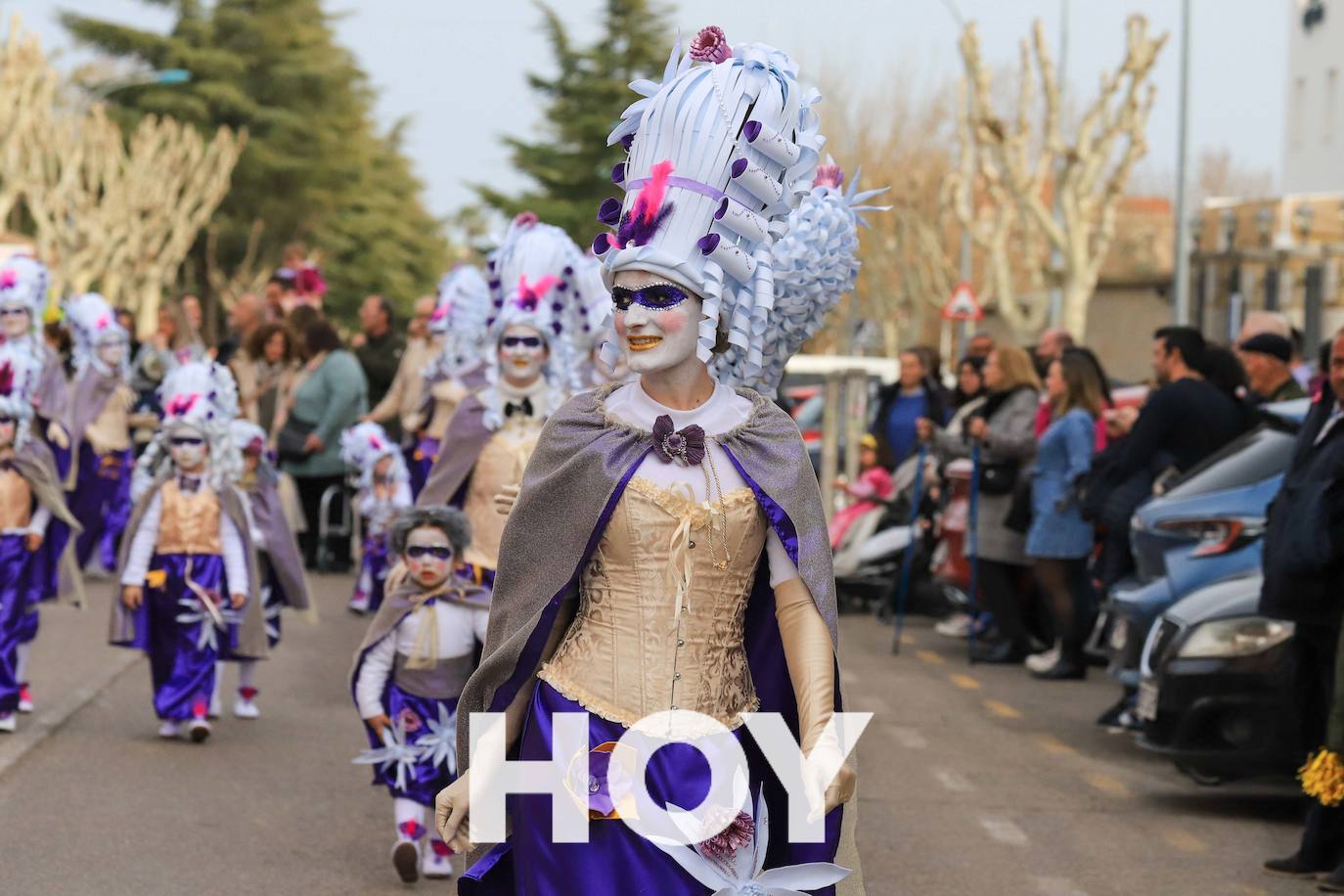 El desfile se celebró este sábado con final en la plaza de España. 