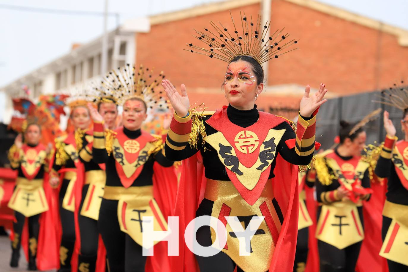 El desfile se celebró este sábado con final en la plaza de España. 