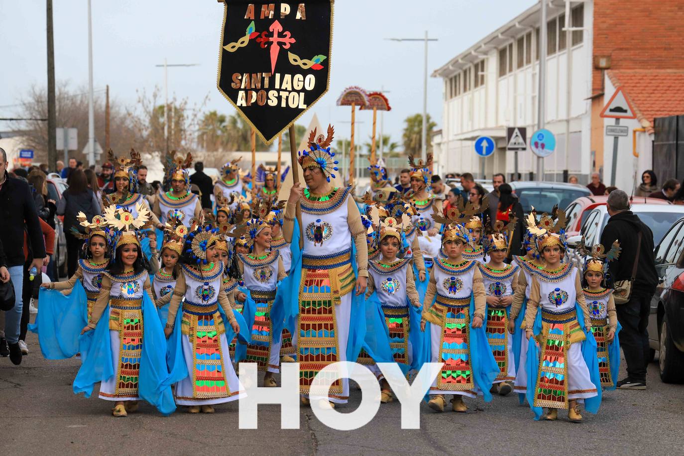 El desfile se celebró este sábado con final en la plaza de España. 