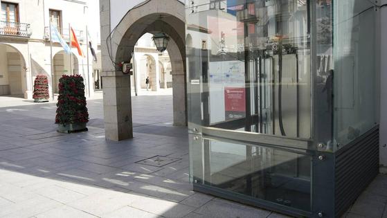 El Ayuntamiento destina 47.300 euros al mantenimiento de los ascensores públicos