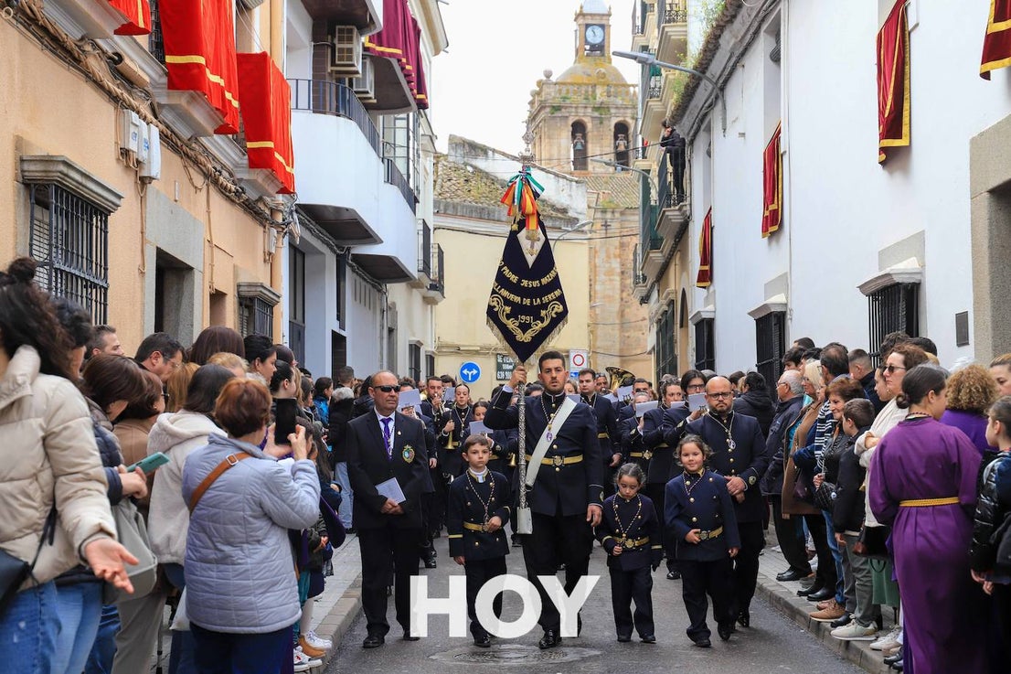 Excepcional Jueves Santo con el Nazareno y la Virgen del Calvario
