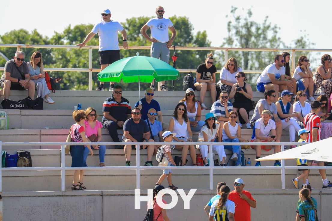 La Seronas Cup se afianza como gran torneo de fútbol femenino