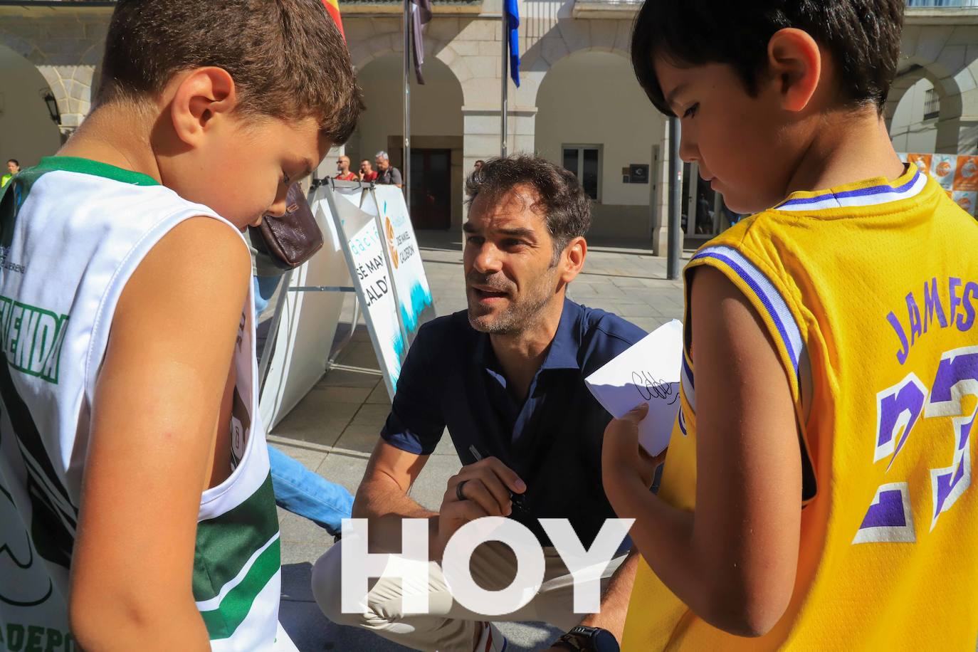 Calderón regresa a Villanueva para participar en la clausura de su circuito de 3x3