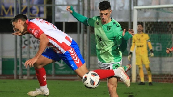 Villanovense y Don Benito muestran su malestar por el reparto de grupos en Segunda RFEF