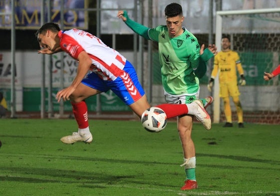 Villanovense y Don Benito muestran su malestar por el reparto de grupos en Segunda RFEF