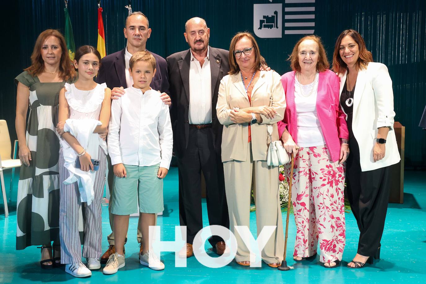 Pilar Santisteban recibe la Medalla de Villanueva