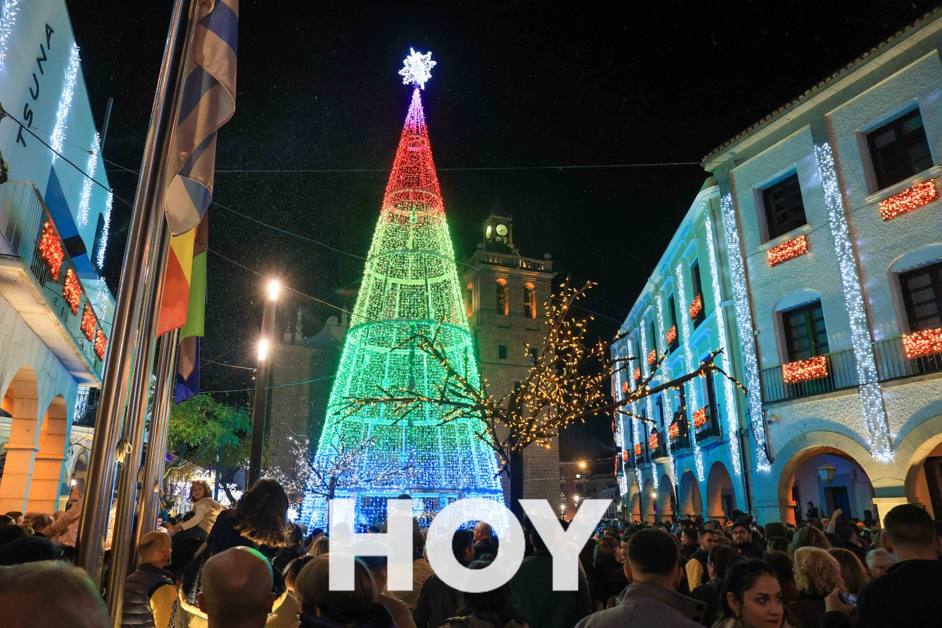 Villanueva enciende la Navidad extremeña