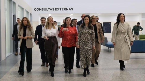El hospital se inaugura sin fecha prevista para ejecutar la segunda fase