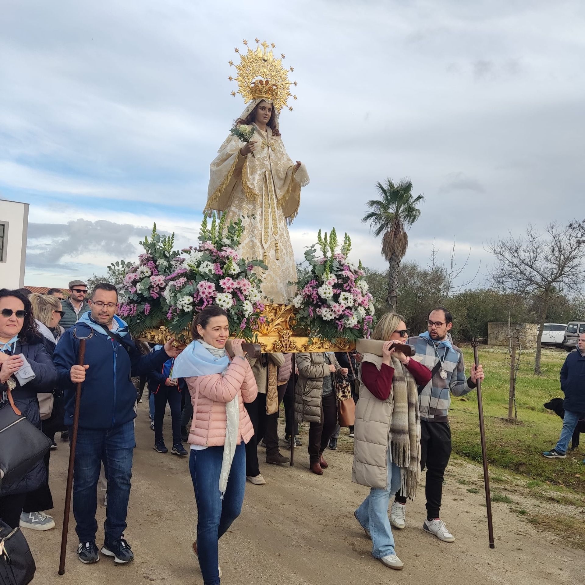 La Virgen de la Aurora regresa de su ermita