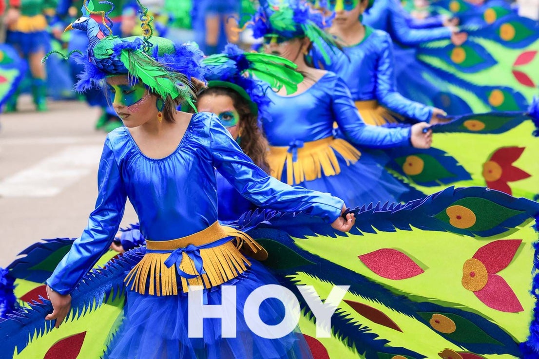 Algunas imágenes del desfile de carnaval en Villanueva