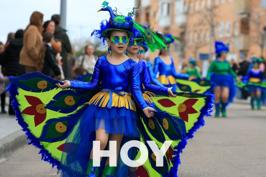 Algunas imágenes del desfile de carnaval en Villanueva