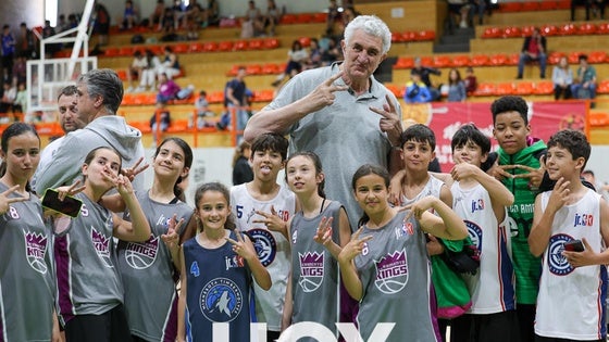 Los más pequeños juegan por un día en la NBA