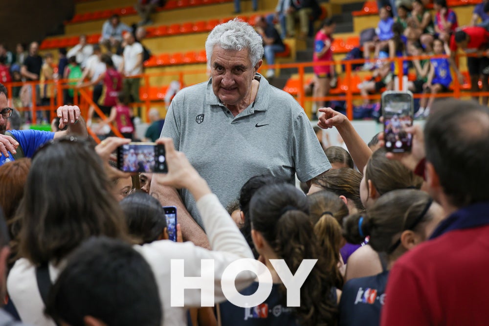 Los más pequeños juegan por un día en la NBA