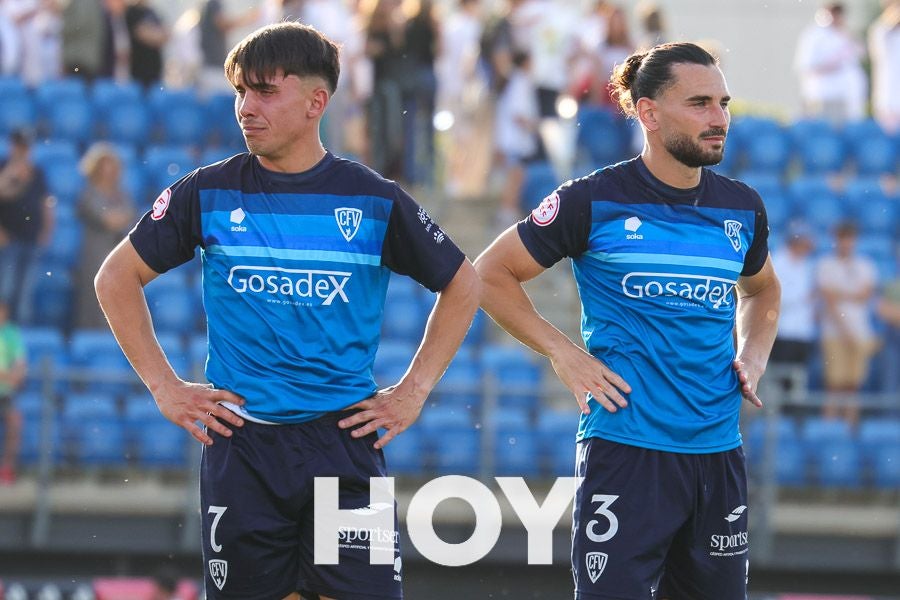 Las imágenes de la derrota del Villanovense contra el Madrid C