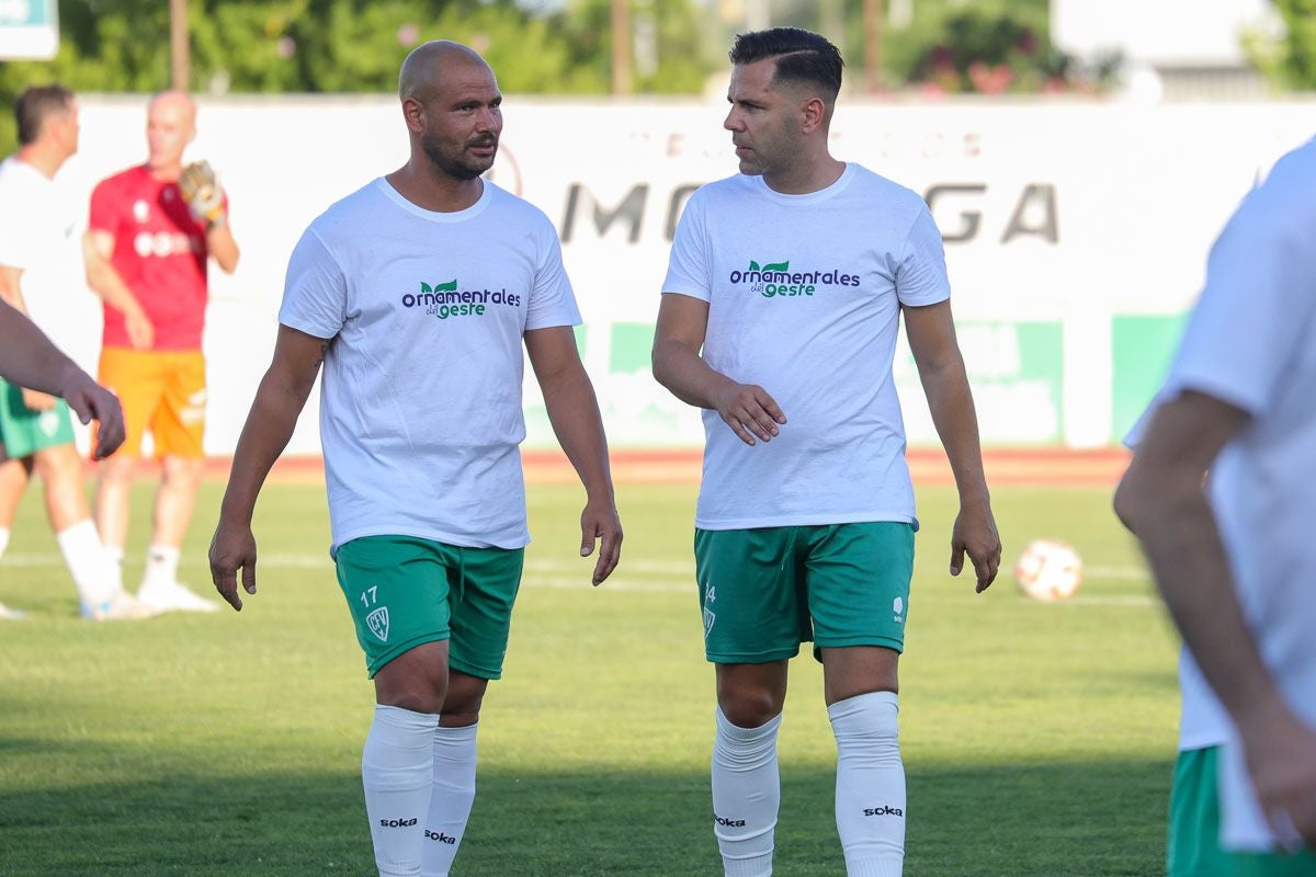 Algunas imágenes del Veteranos Villanovense contra Leyendas de España