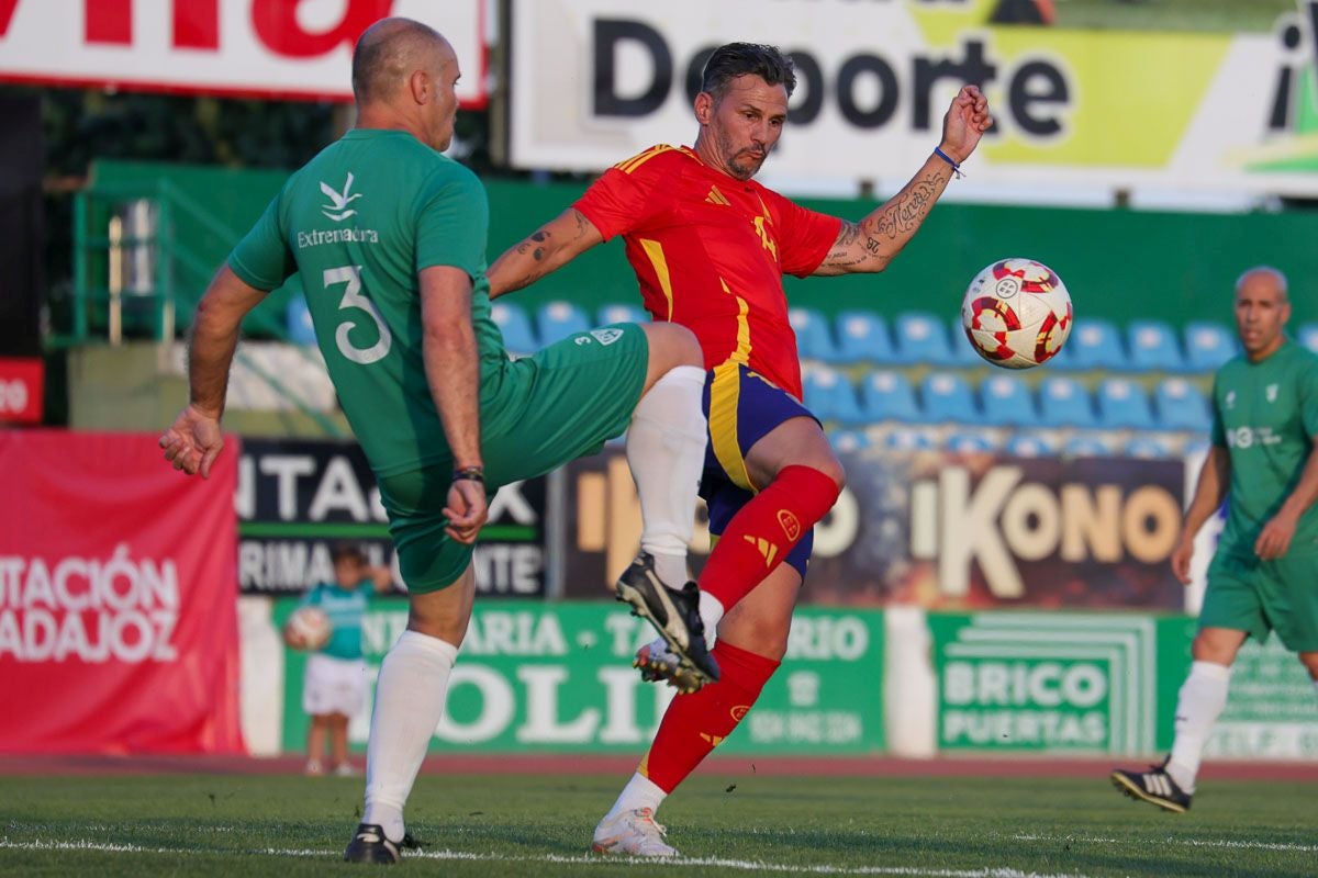 Algunas imágenes del Veteranos Villanovense contra Leyendas de España