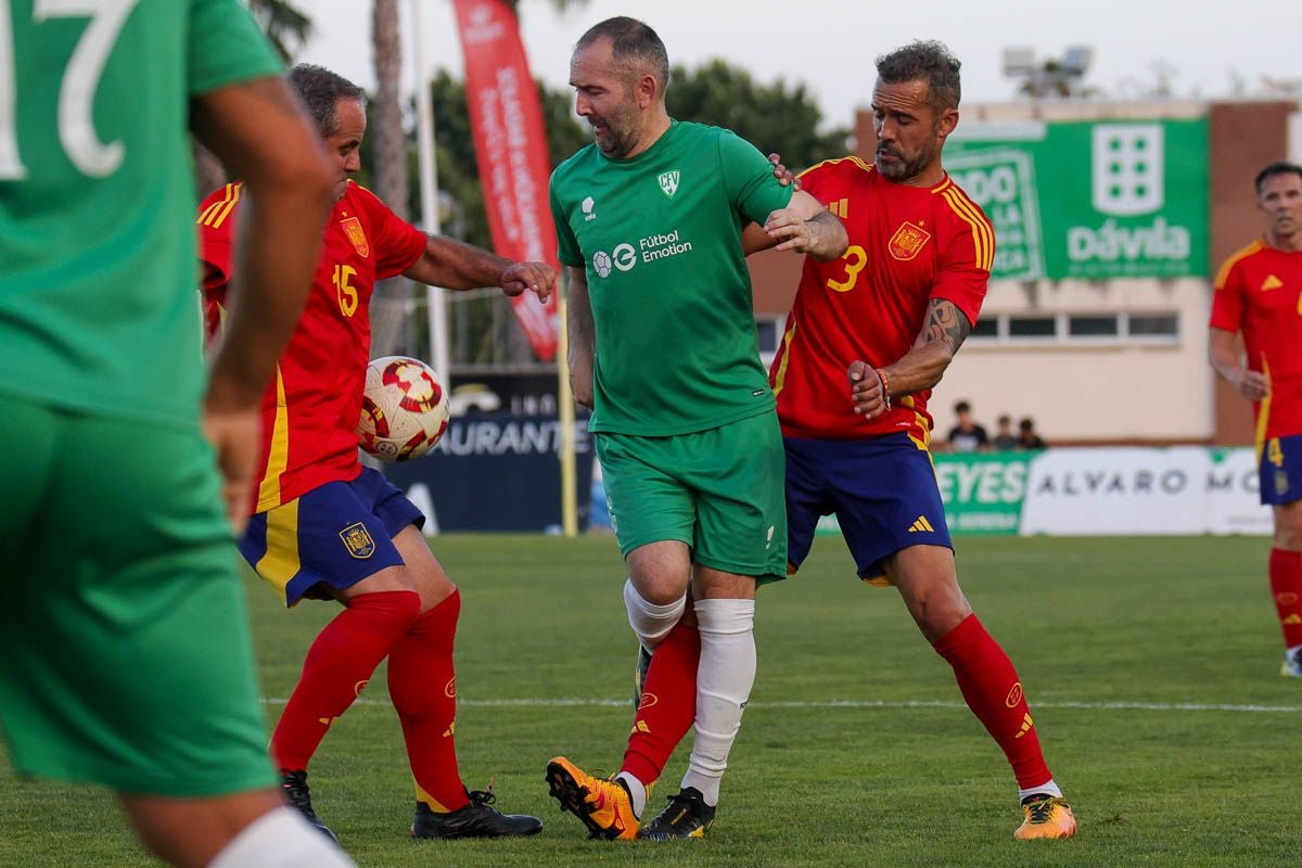 Algunas imágenes del Veteranos Villanovense contra Leyendas de España