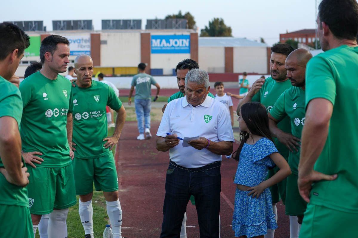 Algunas imágenes del Veteranos Villanovense contra Leyendas de España