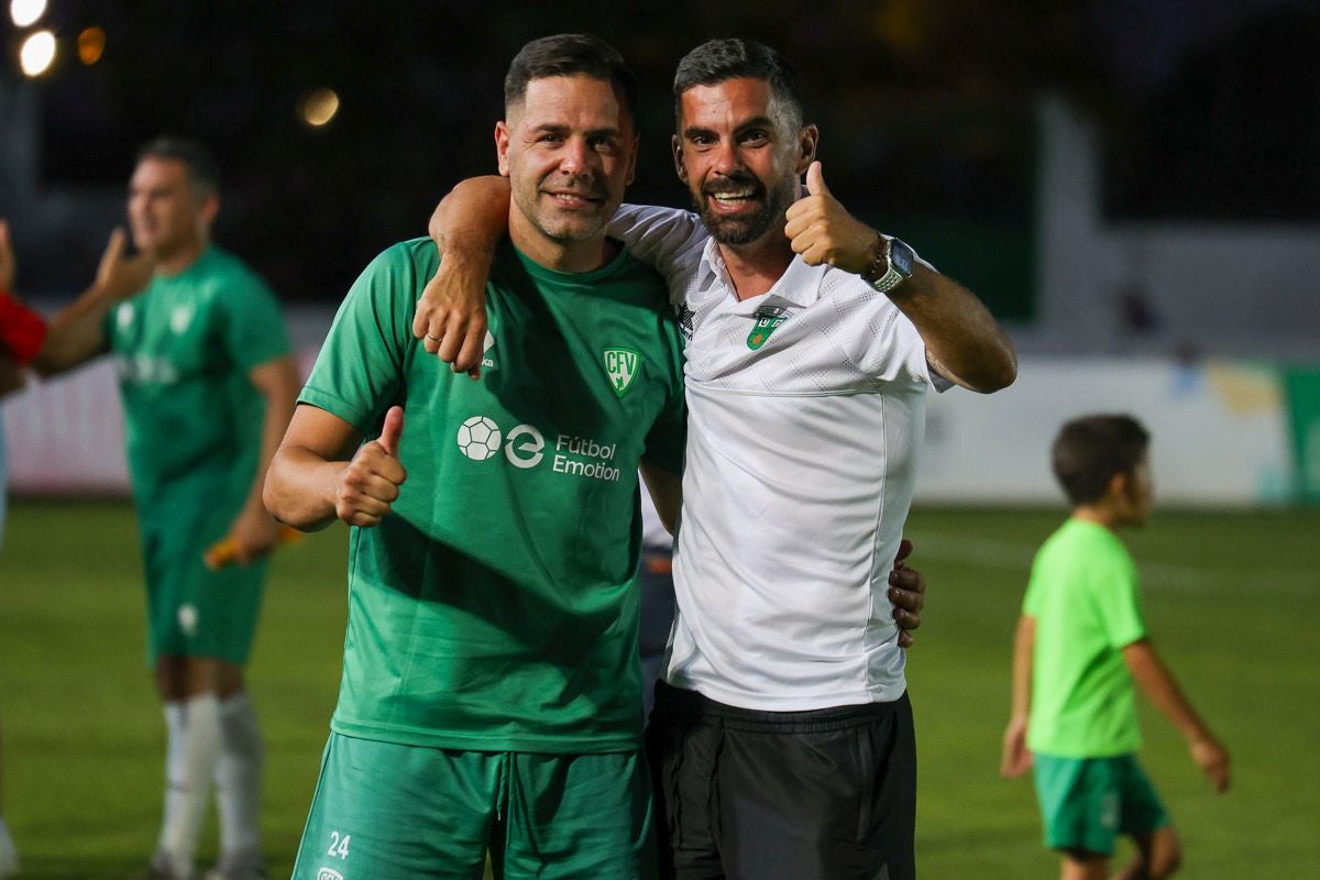 Algunas imágenes del Veteranos Villanovense contra Leyendas de España