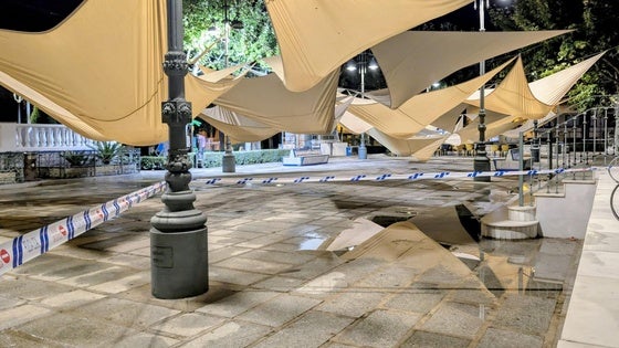 Cierran parte del parque de la Constitución por la lluvia