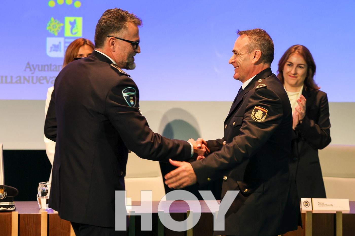 La Policía Local celebra su día con varias distinciones