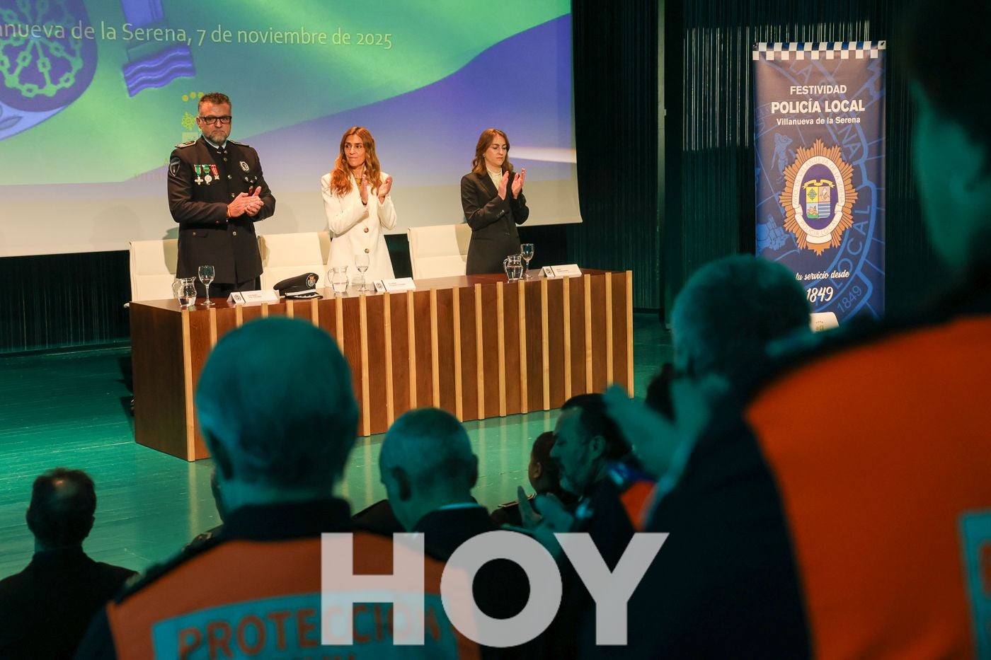 La Policía Local celebra su día con varias distinciones