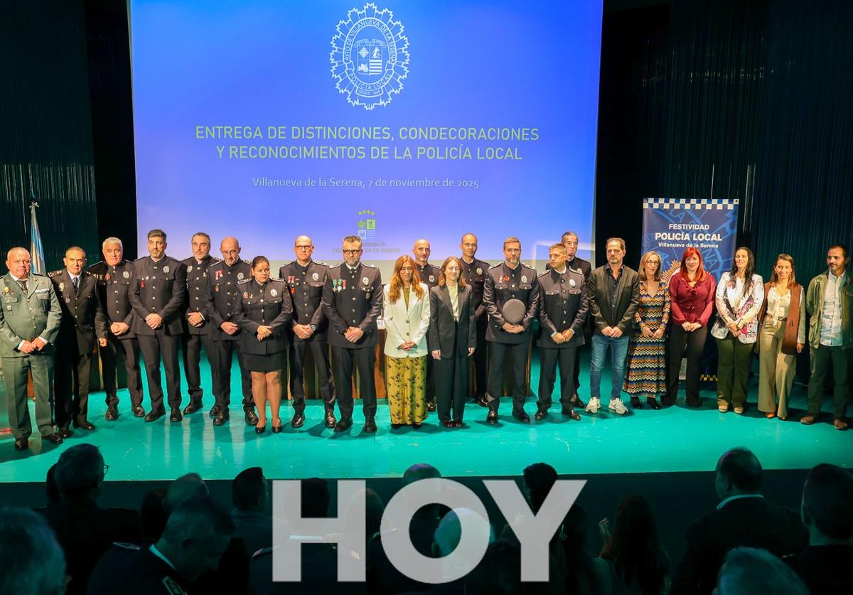 La Policía Local celebra su día con varias distinciones