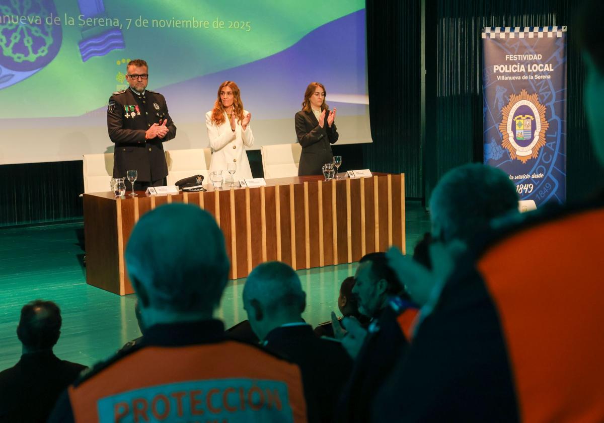La Policía Local celebra su día con varios reconocimientos