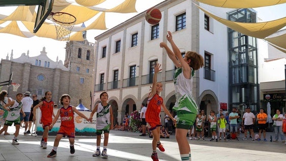 El 3x3 Street Basket de la Fundación José Manuel Calderón terminará el 21 de junio en Villanueva
