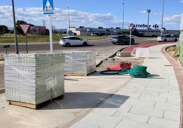 Nueva ampliación de plazo en las obras de la acera y carril bici entre Don Benito y Villanueva