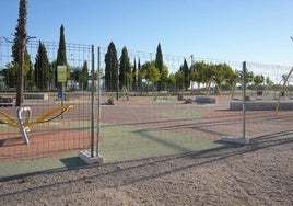 Comienza la obra de entoldado de la zona infantil del parque de avenida de los Deportes