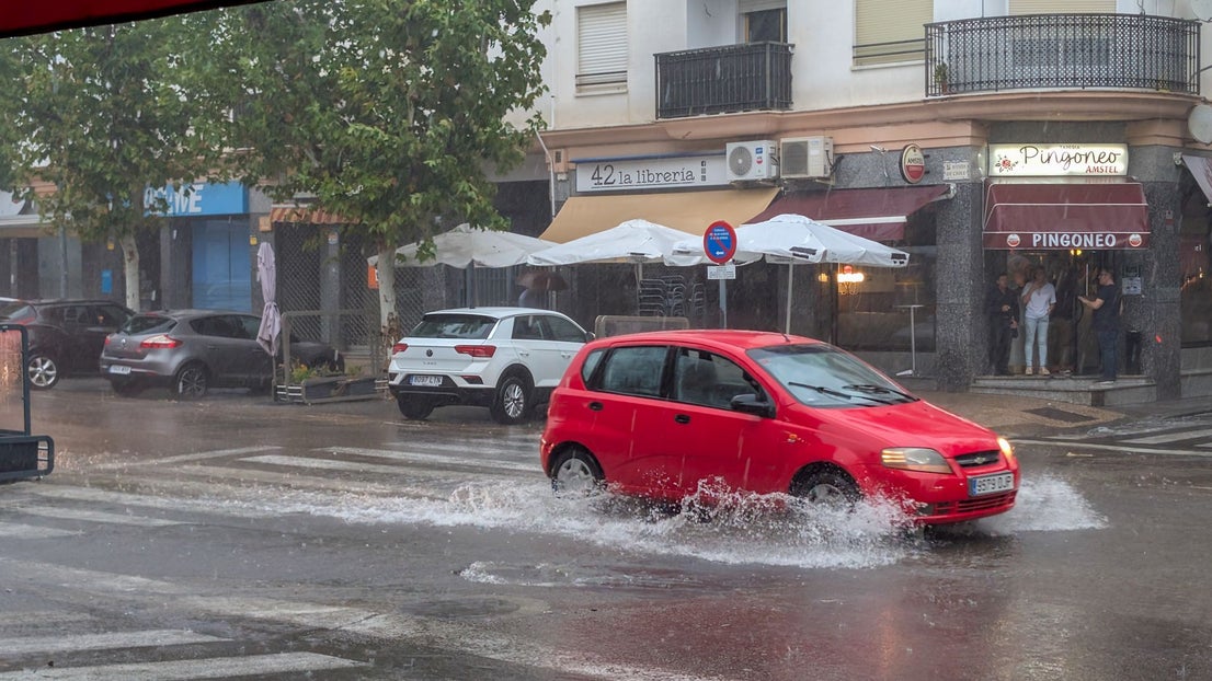 Numerosas incidencias por la lluvia en Villanueva de la Serena