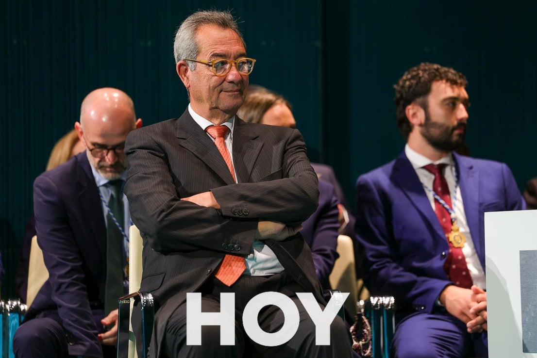 En imágenes: Atanasio Naranjo recibe la Medalla de la Ciudad