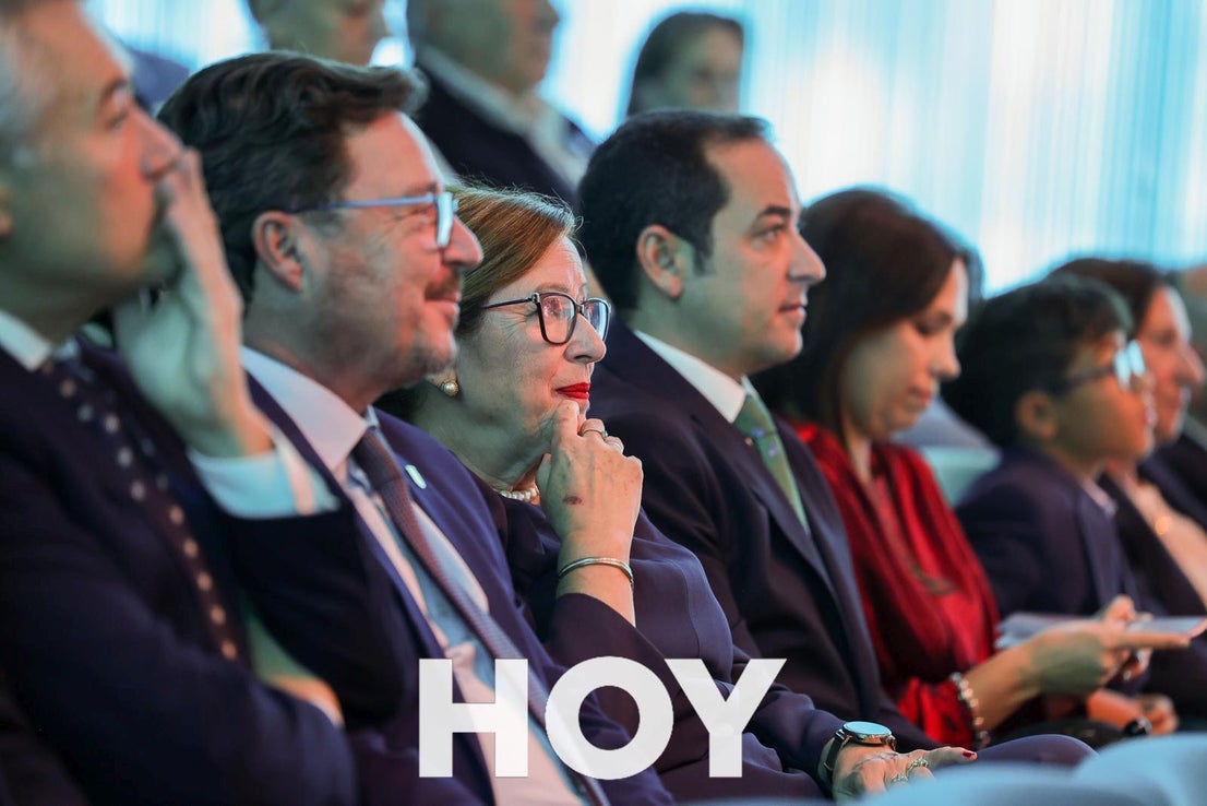 En imágenes: Atanasio Naranjo recibe la Medalla de la Ciudad
