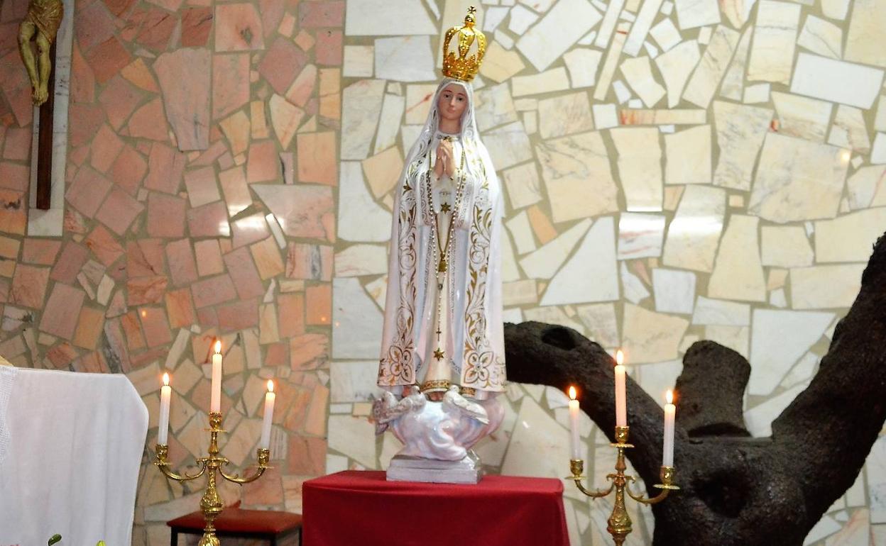 Talla de la VIrgen de Fátima de la localidad.